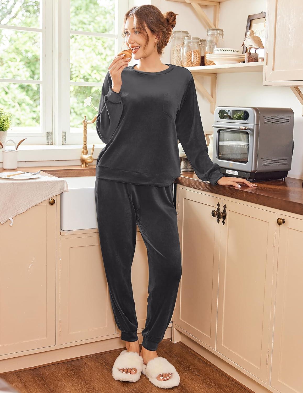 imageEkouaer Womens Pajamas Sets Long Sleeve Soft Sleepwear 2 Piece Velvet Pjs Lounge Sets with PocketsGrey