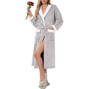 Ekouaer Robes for Women Soft Long Bathrobe Lightweight Fleece Shawl Collar Spa Robe Cozy Sleepwear with Pockets S-XXL(Light Gray)