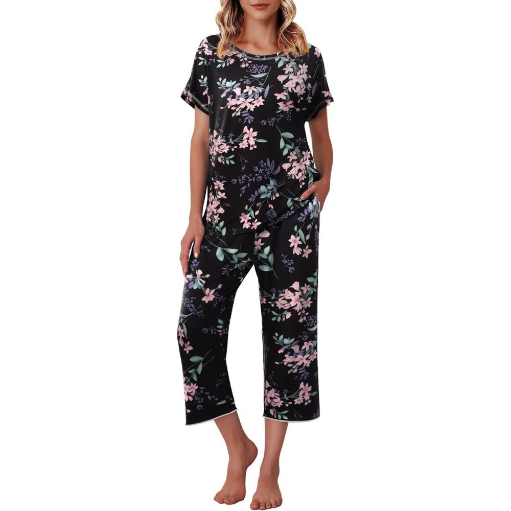 imageEkouaer Womens Capri Pajama Sets Print Short Sleeve Sleepwear Top and Capri Pants Soft Loungewear with PocketBlack Big Flowers