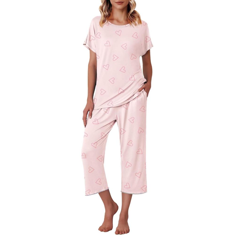 imageEkouaer Womens Capri Pajama Sets Print Short Sleeve Sleepwear Top and Capri Pants Soft Loungewear with PocketWhite Red Heart