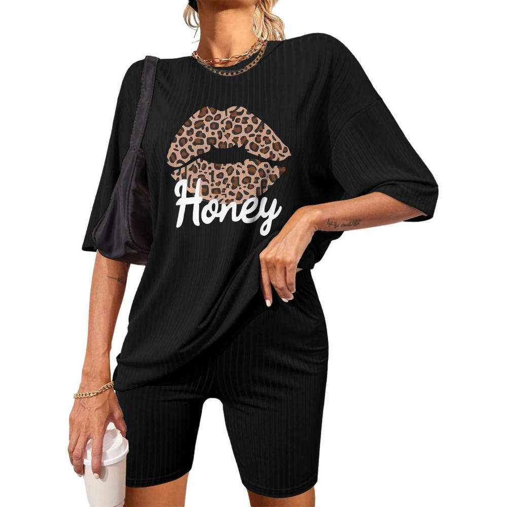 imageEkouaer Pajamas 2 Piece Lounge Sets Ribbed Knit Matching Outfits Tshirt Biker Shorts Sleepwear Loungewear SweatsuitsLeopard Lips
