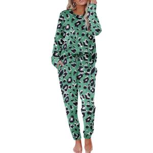 Ekouaer Valentine’s Pajamas Women’s Long Sleeve Pj Set Soft 2 Piece Loungewear Sleepwear with Jogger Pants XS-3XL(Green Leopard-print)