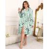 Ekouaer Plus Size Robes for Women Lightweight Bathrobe V Neck Kimono Loungewear Soft Maternity Robes with Pockets 1X-5X(Light Green Flowers)