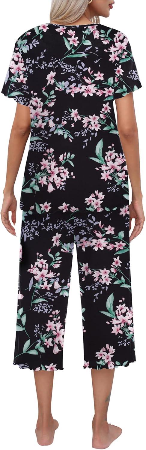 imageEkouaer Womens Pajamas Set Short Sleeve Top With Capri Pants Pjs Lounge amp Sleepwear Set SXXL0black With Pink Floral