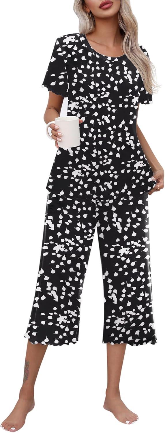 imageEkouaer Womens Pajamas Set Short Sleeve Top With Capri Pants Pjs Lounge amp Sleepwear Set SXXL0black With White Dot