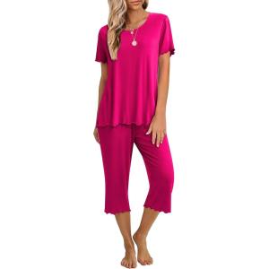 Ekouaer Women’s Pajamas Set Short Sleeve Top With Capri Pants Pjs 2 PIece Lounge & Sleepwear Set S-XXL(Rose Red)