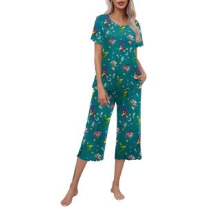Ekouaer Women’s Pajamas Set Short Sleeve Top With Capri Pants Pjs Lounge & Sleepwear Set S-XXL(Dark Green/Carton Print)
