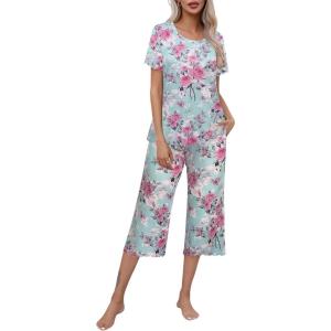 Ekouaer Women’s Pajamas Set Short Sleeve Top With Capri Pants Pjs Lounge & Sleepwear Set S-XXL(Mint Green/Pink Rose)