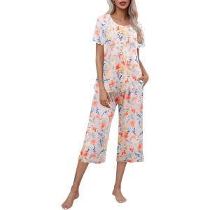 Ekouaer Women’s Pajamas Set Short Sleeve Top With Capri Pants Pjs Lounge & Sleepwear Set S-XXL(White/Orange Flower)
