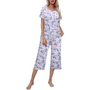Ekouaer Women’s Pajamas Set Short Sleeve Top With Capri Pants Pjs Lounge & Sleepwear Set S-XXL(White/Pink/Blue Butterfly)