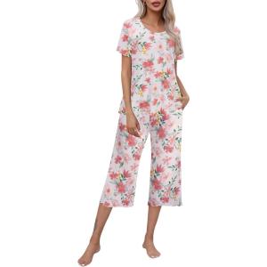 Ekouaer Women’s Pajamas Set Short Sleeve Top With Capri Pants Pjs Lounge & Sleepwear Set S-XXL(White/Red Flower)