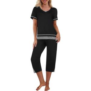 Ekouaer Capri Pajama Sets for Women Short Sleeve Tops Sleepwear Sleep Sets Pjs Sets Soft Two Piece Loungewear Sets(Black)