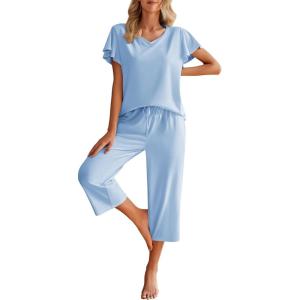Ekouaer Womens Cotton Pajamas Sets Short Sleeve Tops and Capri Pants Sleepwear Loungewear with Pockets(Baby Blue)