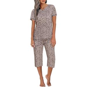 Ekouaer Women’s Sleepwear Capri Pajama Sets Short Sleeve Two-Piece Pjs V Neck Tops & Capri Pants with Pockets S-3XL(Leopard)
