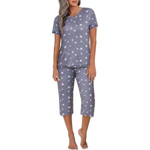 Ekouaer Women’s Sleepwear Capri Pajama Sets Short Sleeve Two-Piece Pjs V Neck Tops & Capri Pants with Pockets S-3XL(Stars)
