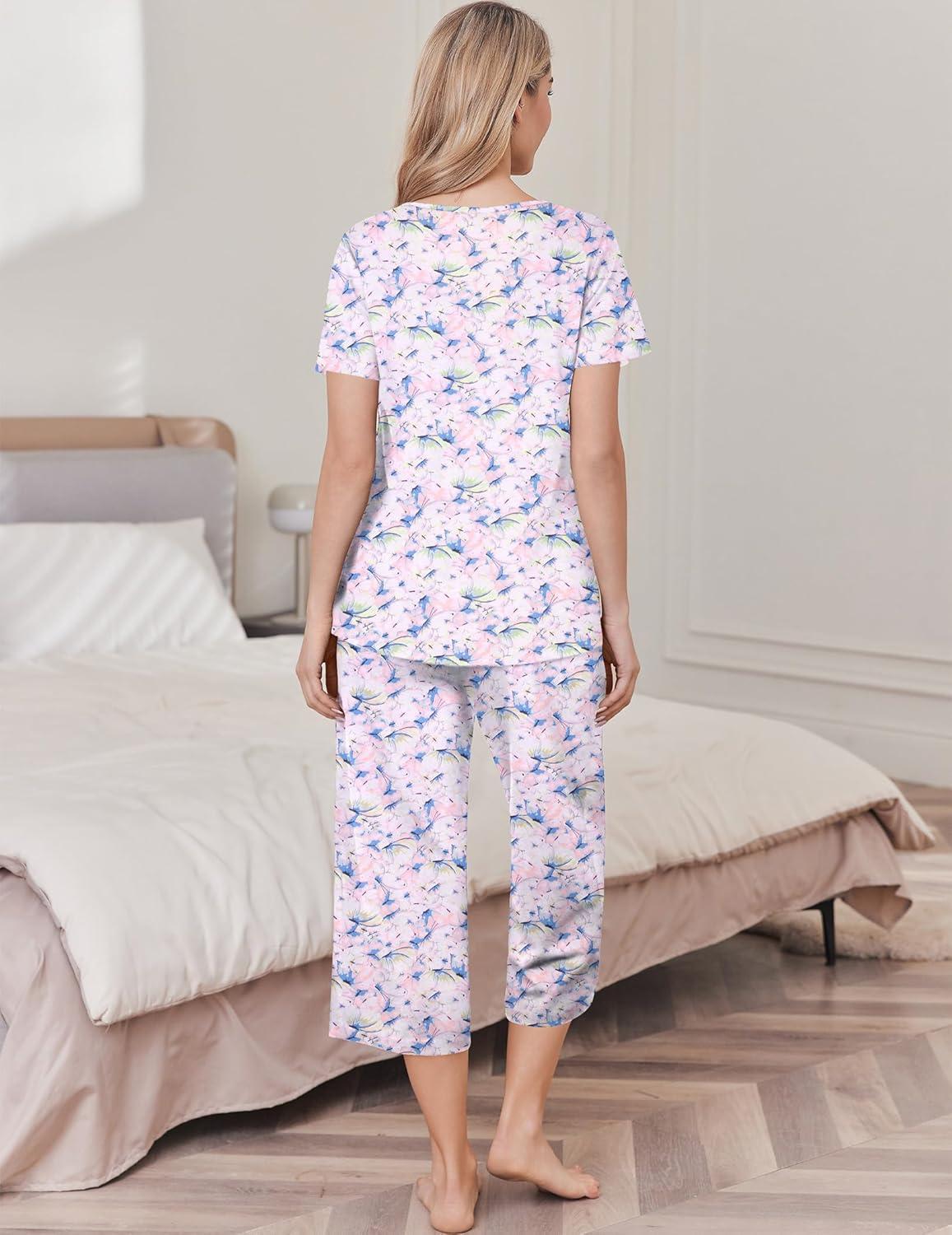 imageEkouaer Womens Pajama Sets Soft Cotton Pj Short Sleeve Top with Capri Pants Sleepwear 2 Piece Print LoungewearSXXLBlue White Flower