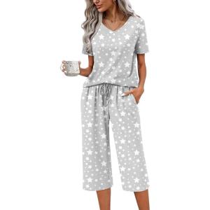 Ekouaer Womens Pajama Sets Soft Cotton Pj Short Sleeve Top with Capri Pants Sleepwear 2 Piece Print Loungewear,S-XXL(Gray Star)