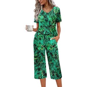 Ekouaer Womens Pajama Sets Soft Cotton Pj Short Sleeve Top with Capri Pants Sleepwear 2 Piece Print Loungewear,S-XXL(Green Leaves)