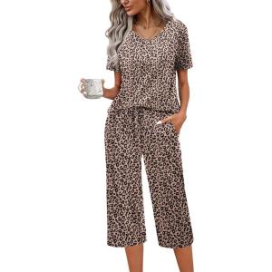 Ekouaer Womens Pajama Sets Soft Cotton Pj Short Sleeve Top with Capri Pants Sleepwear 2 Piece Print Loungewear,S-XXL(Leopard)