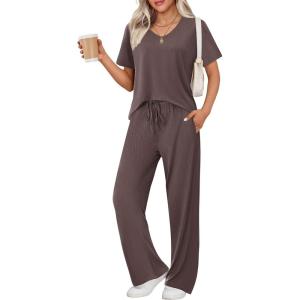 Ekouaer Womens Ribbed Knit Lounge Set Short Sleeve Top and Long Pants Sleepwear Pajama Set Two Piece Matching Outfits Set(Brown)
