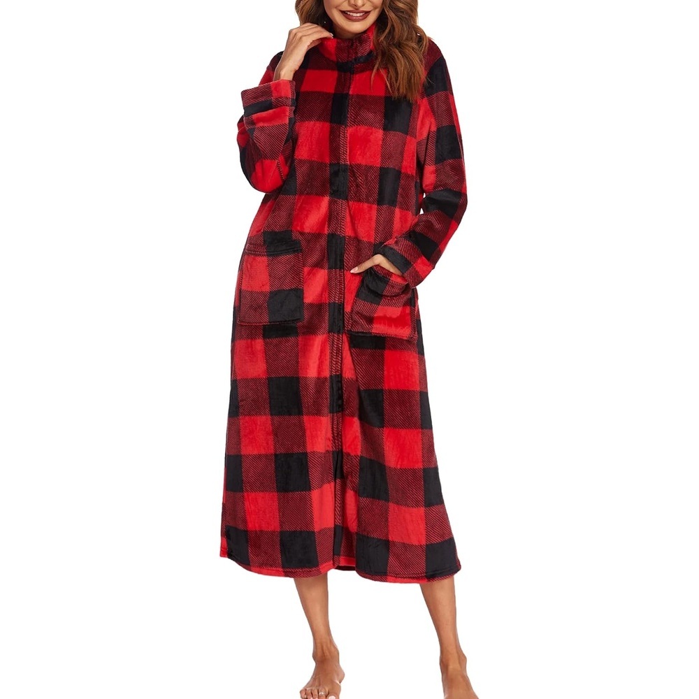 image:imageEkouaer Women Zipper Robe Long Sleeves Bathrobe Zip Up House Robes Fleece Warm Sleepwear Soft Housecoat with Pockets