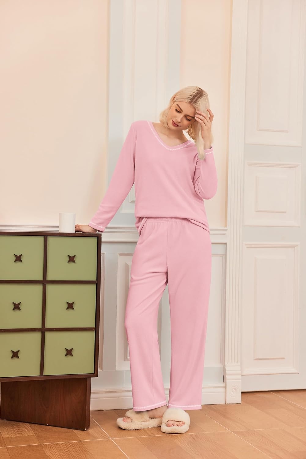 image:imageEkouaer Womens Pajamas Set 2 Piece Fuzzy Lounge Set Long Sleeve Sleepwear Fall Winter Loungewear Outfits Matching ClothesPink