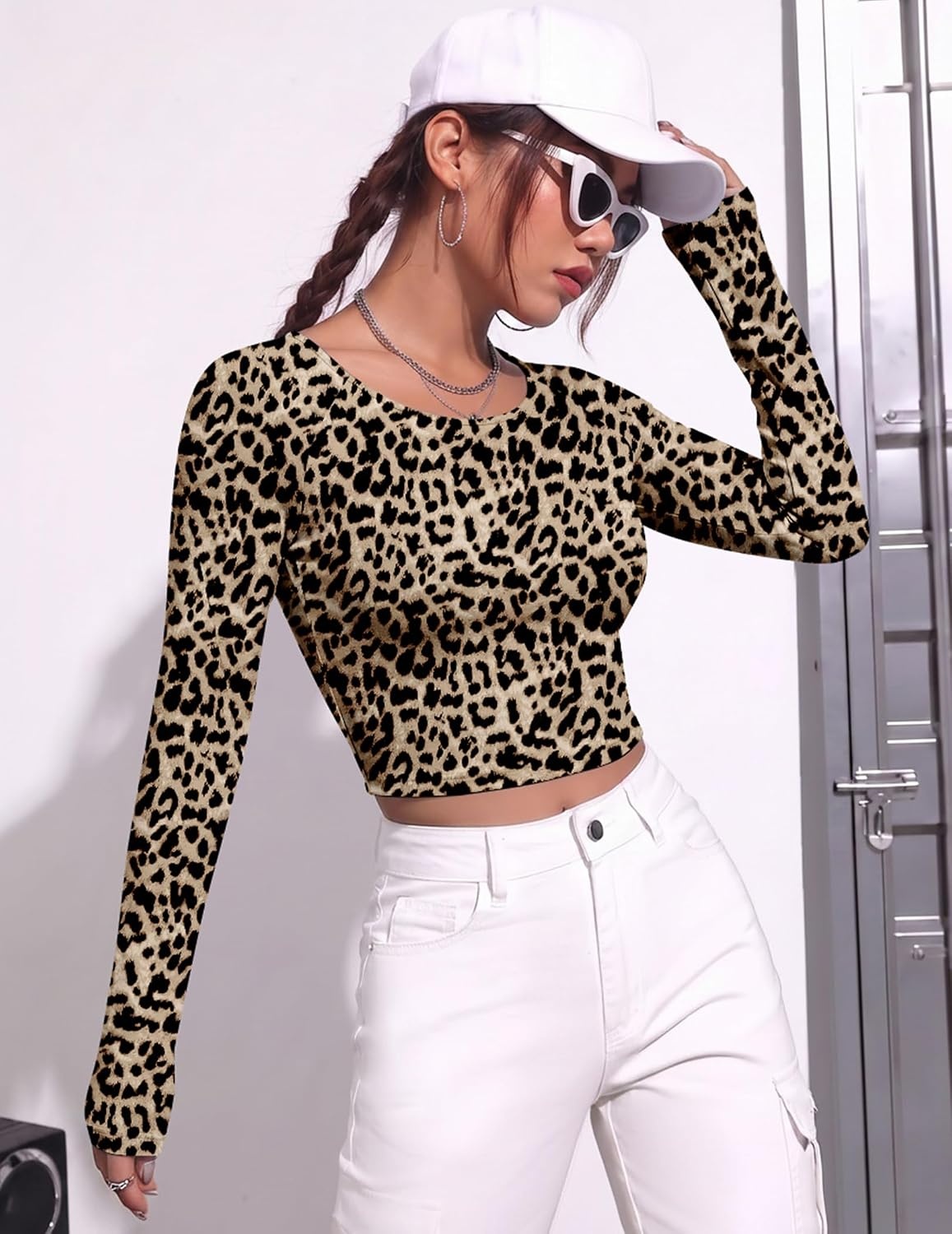 image:imageEkouaer Womens Long Sleeve Crop Tops Scoop Neck Raglan Shirts Slim Fit Underscrub Basic Fashion Clothing XSXXLLeopard Print