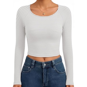 Ekouaer Womens Long Sleeve Crop Tops Scoop Neck Raglan Shirts Slim Fit Underscrub Basic Fashion Clothing XS-XXL(Grey White Striped)