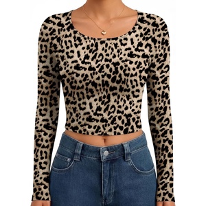 Ekouaer Womens Long Sleeve Crop Tops Scoop Neck Raglan Shirts Slim Fit Underscrub Basic Fashion Clothing XS-XXL(Leopard Print)