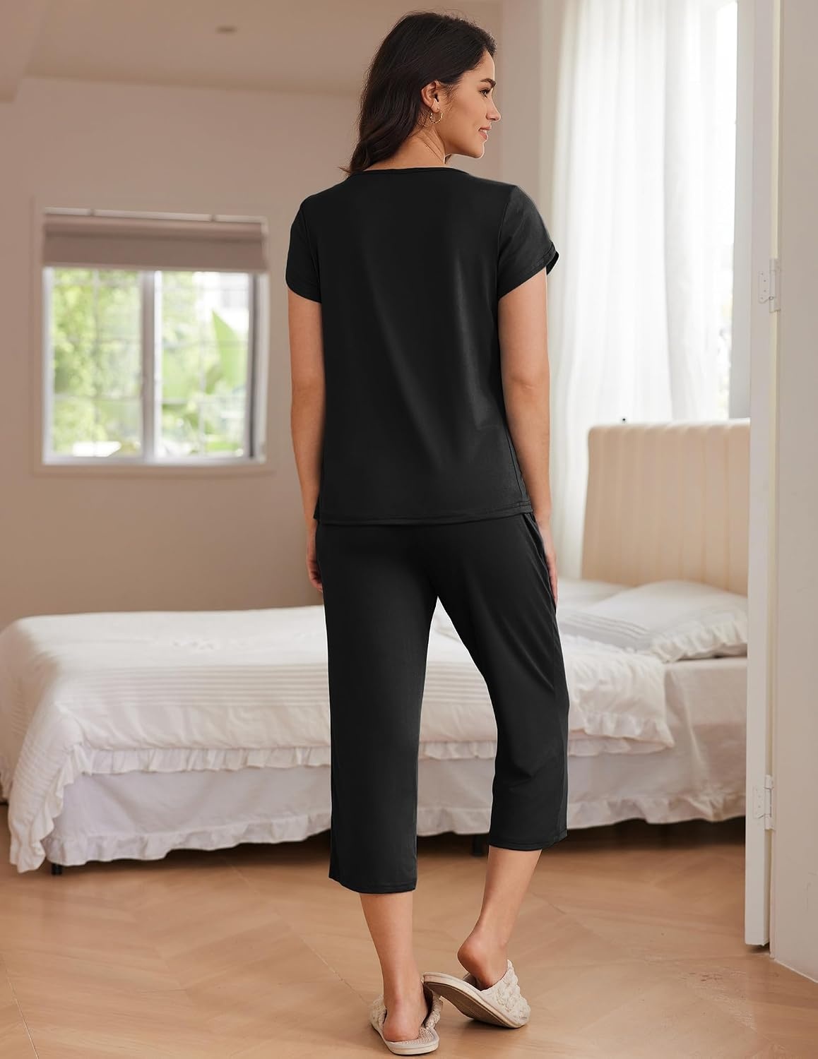 image:imageEkouaer Womens Capri Pajama Set Short Sleeve Mumu Pjs Pleated Top Capri Pants with Pockets Sleepwear Lounge Set2 PackblackDeep Blue