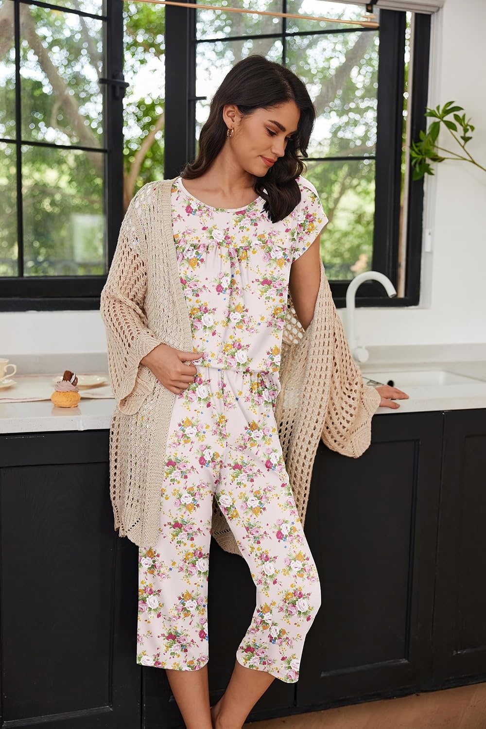 image:imageEkouaer Womens Capri Pajama Set Short Sleeve Mumu Pjs Pleated Top Capri Pants with Pockets Sleepwear Lounge SetApricot Flowers