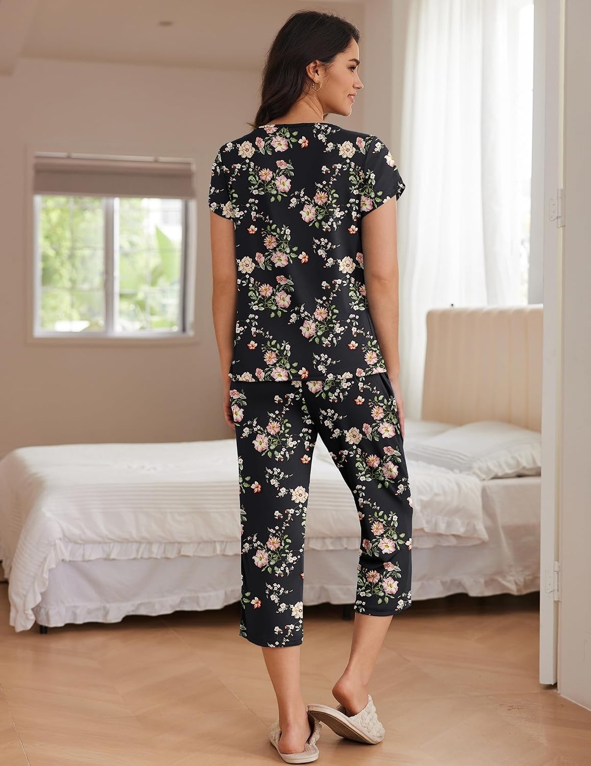 image:imageEkouaer Womens Capri Pajama Set Short Sleeve Mumu Pjs Pleated Top Capri Pants with Pockets Sleepwear Lounge SetBlack Flowers