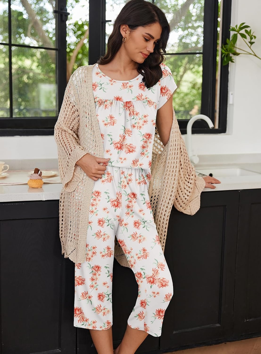 image:imageEkouaer Womens Capri Pajama Set Short Sleeve Mumu Pjs Pleated Top Capri Pants with Pockets Sleepwear Lounge SetPink Flowers