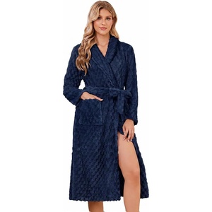 Ekouaer Women’s Robe Long Winter Plush Jacquard Bathrobe with Pockets S-XXL | Jacquard fabric, Color block, Shawl collar, Long length, Plush, Fuzzy, Fluffy, Fleece, Thick Sleepwear, Winter Lounge wear(Blue Purple)