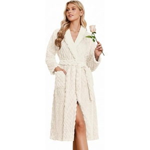 Ekouaer Women’s Robe Long Winter Plush Jacquard Bathrobe with Pockets S-XXL | Jacquard fabric, Color block, Shawl collar, Long length, Plush, Fuzzy, Fluffy, Fleece, Thick Sleepwear, Winter Lounge wear(White)