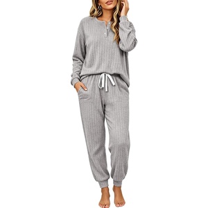 Ekouaer Womens Pajamas Set Knit Pjs Long Sleeve Lounge Set Soft Loungewear | Jogger Pants,Casual Lounge Sets,Comfy Pjs Long Sleeve Knit Ribbed Fall Winter Sleepwear with Pockets(Light Grey)