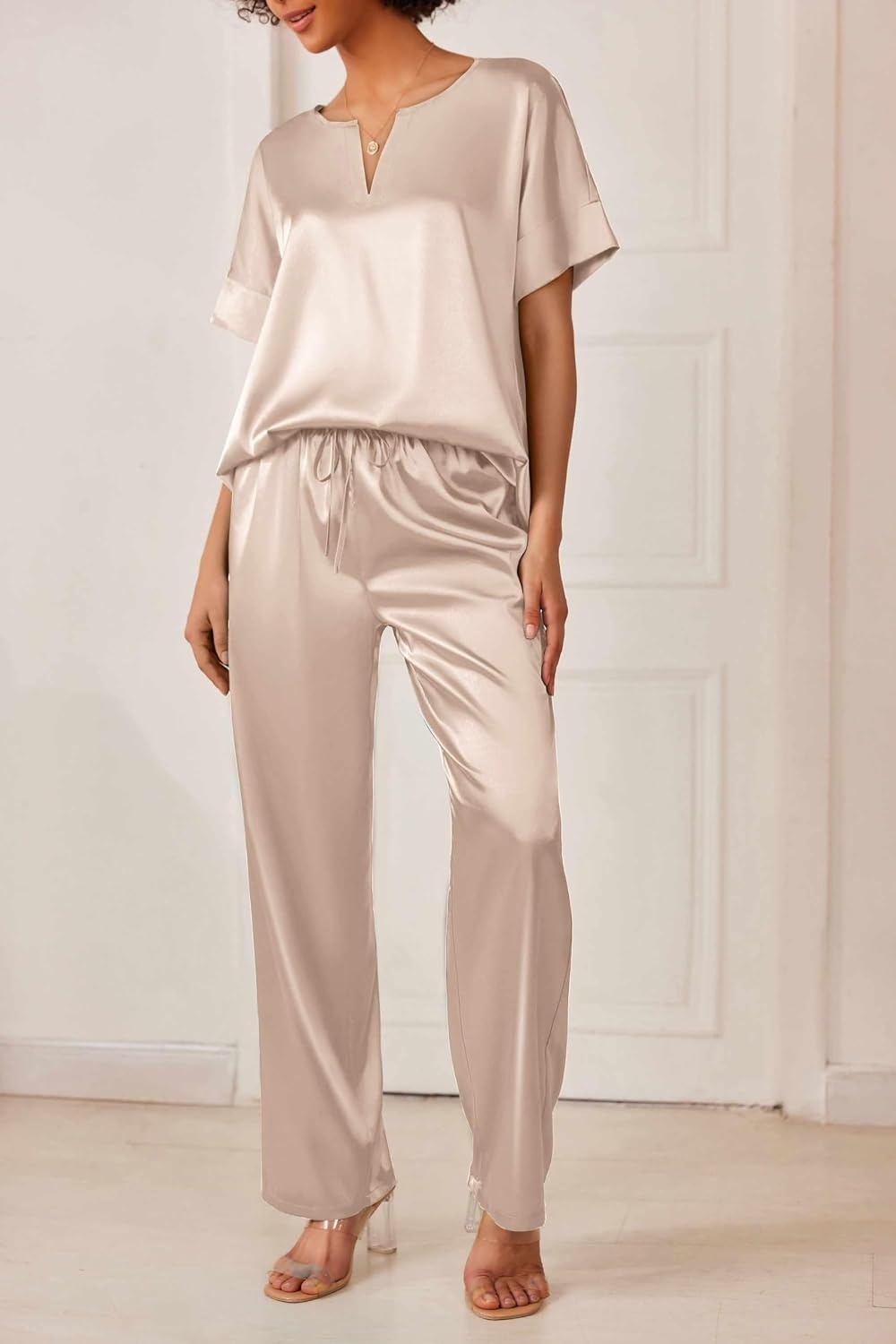 image:imageEkouaer Womens Satin Silky Pajama Set 2 Piece V Neck Silk Pjs with PocketChampagne