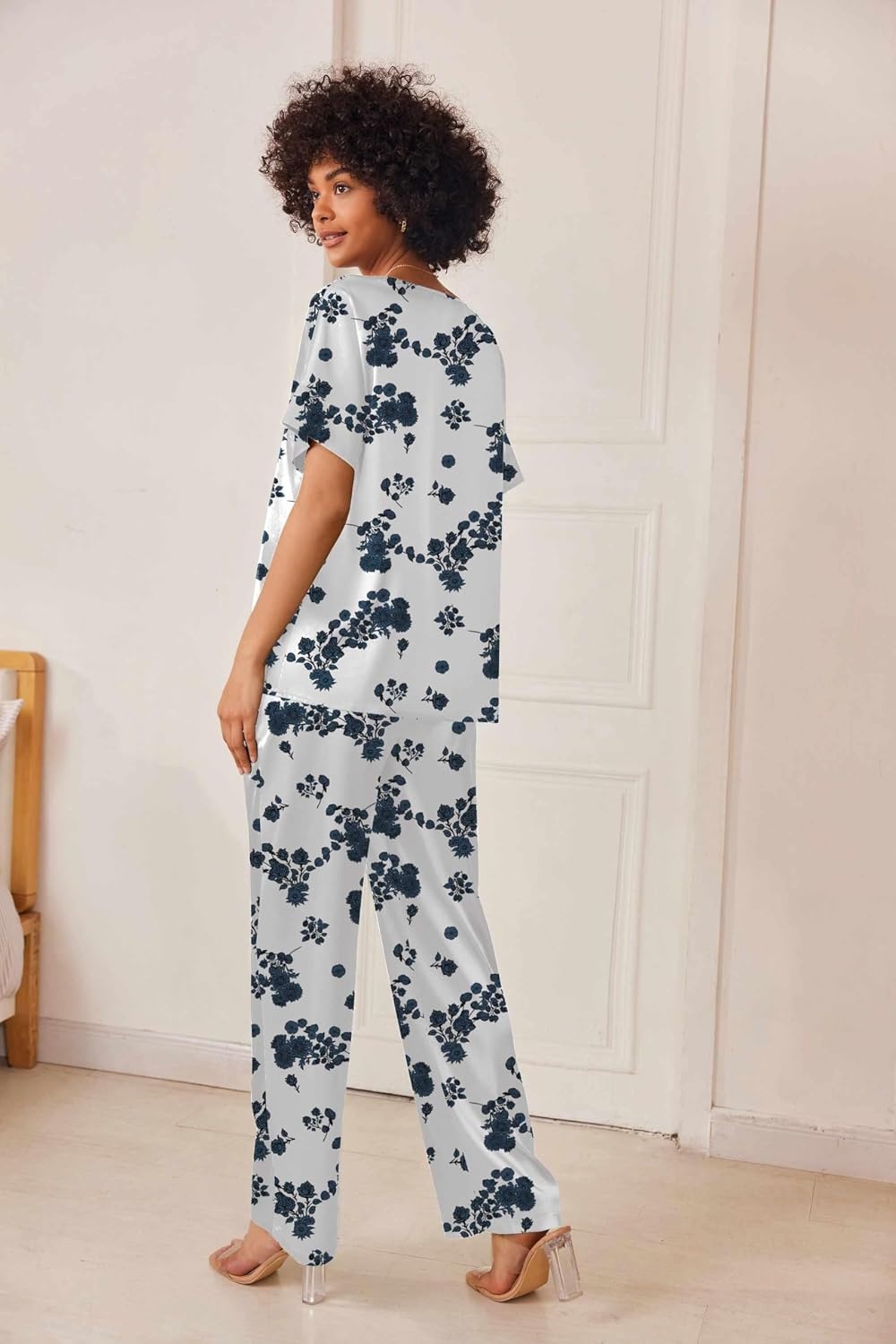 image:imageEkouaer Womens Satin Silky Pajama Set 2 Piece V Neck Silk Pjs with PocketFloral White