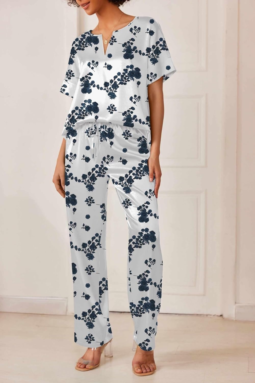 image:imageEkouaer Womens Satin Silky Pajama Set 2 Piece V Neck Silk Pjs with PocketFloral White