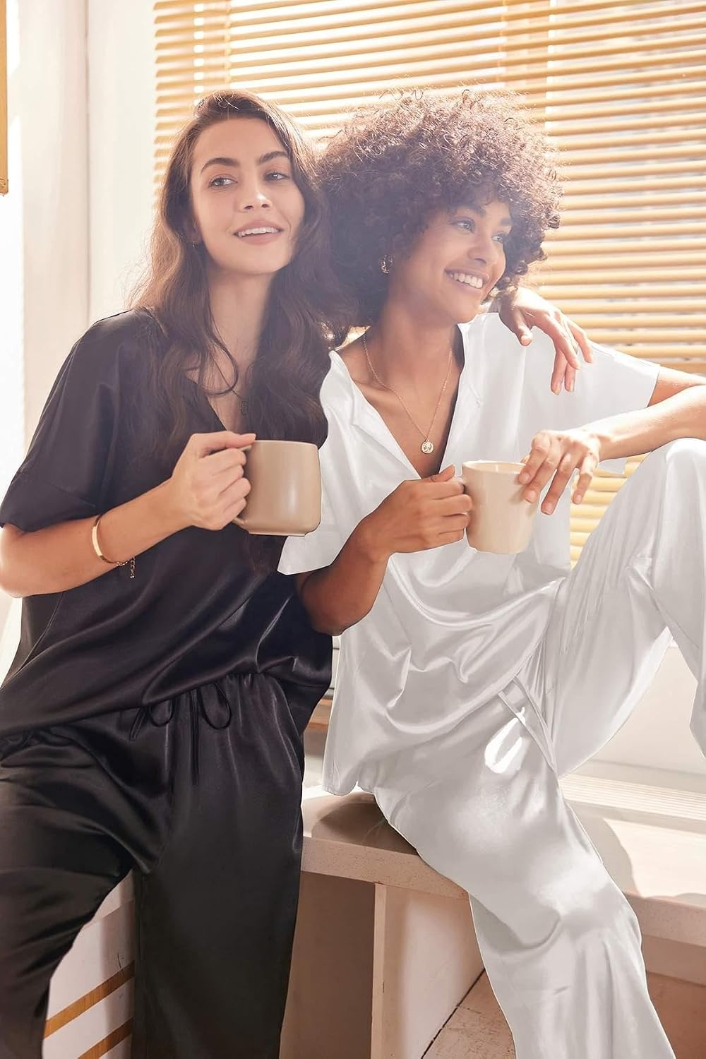 image:imageEkouaer Womens Satin Silky Pajama Set 2 Piece V Neck Silk Pjs with PocketWhite
