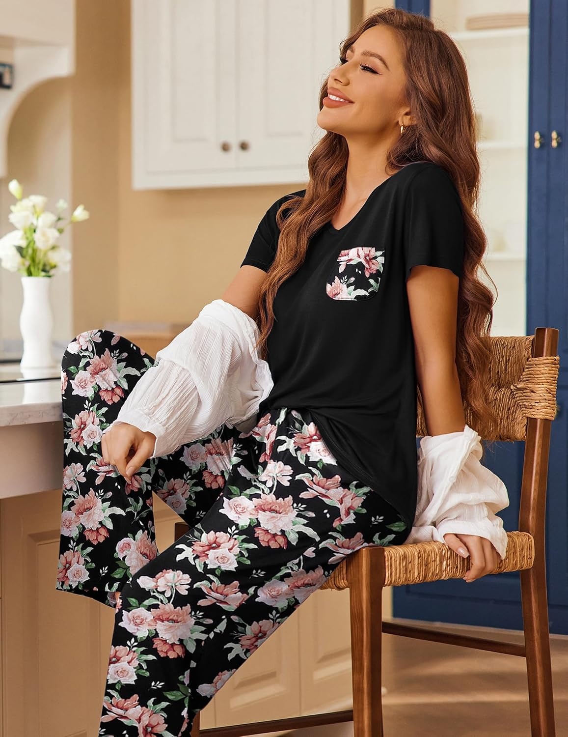 image:imageEkouaer Pajama Sets for Women 2 Piece Short Sleeve Pj V Neck Chest PocketBlackpink Flower
