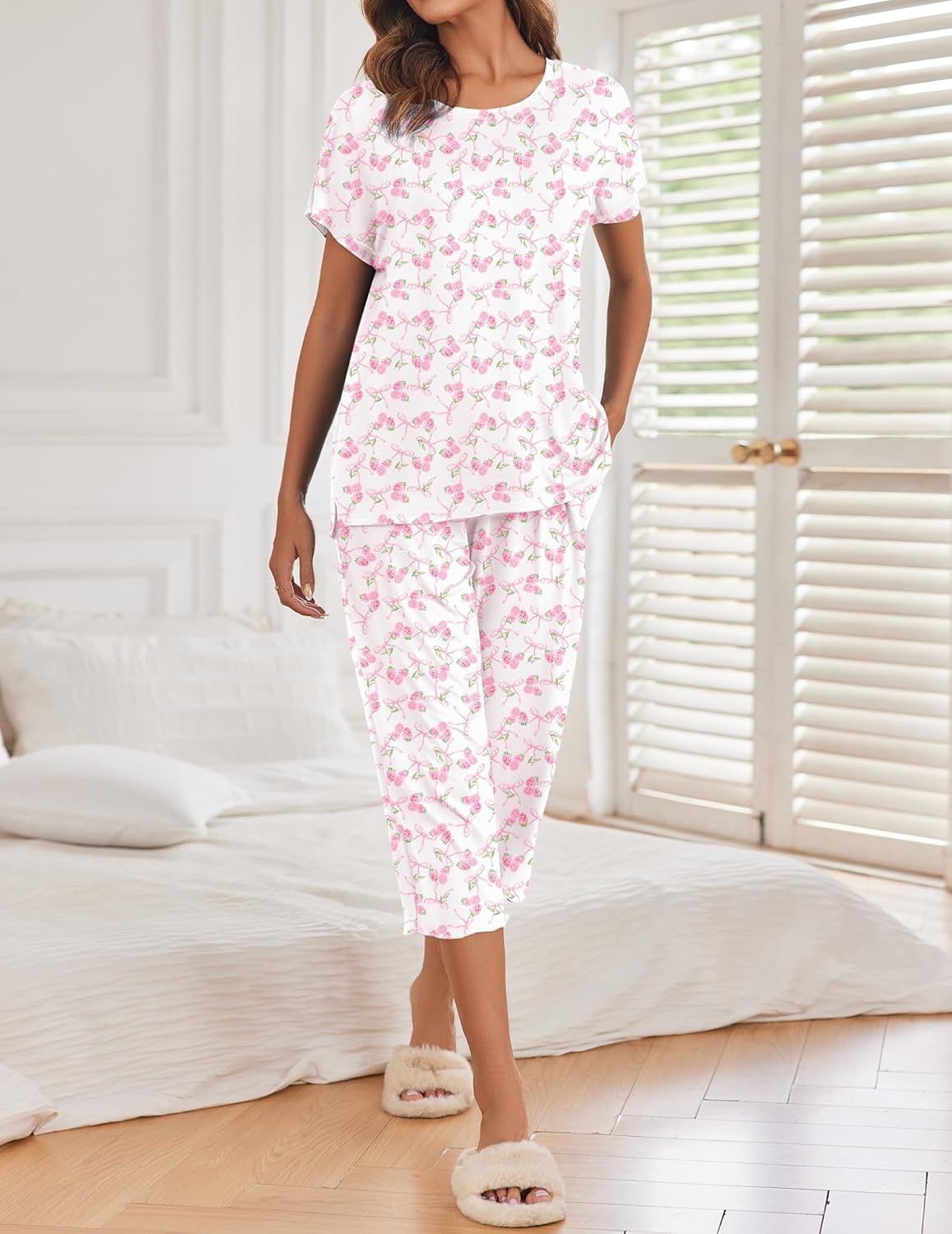 image:imageEkouaer 2 Pack Womens Pajamas Sets Short Sleeve Tops and Capri Pants PjsHydrangeas