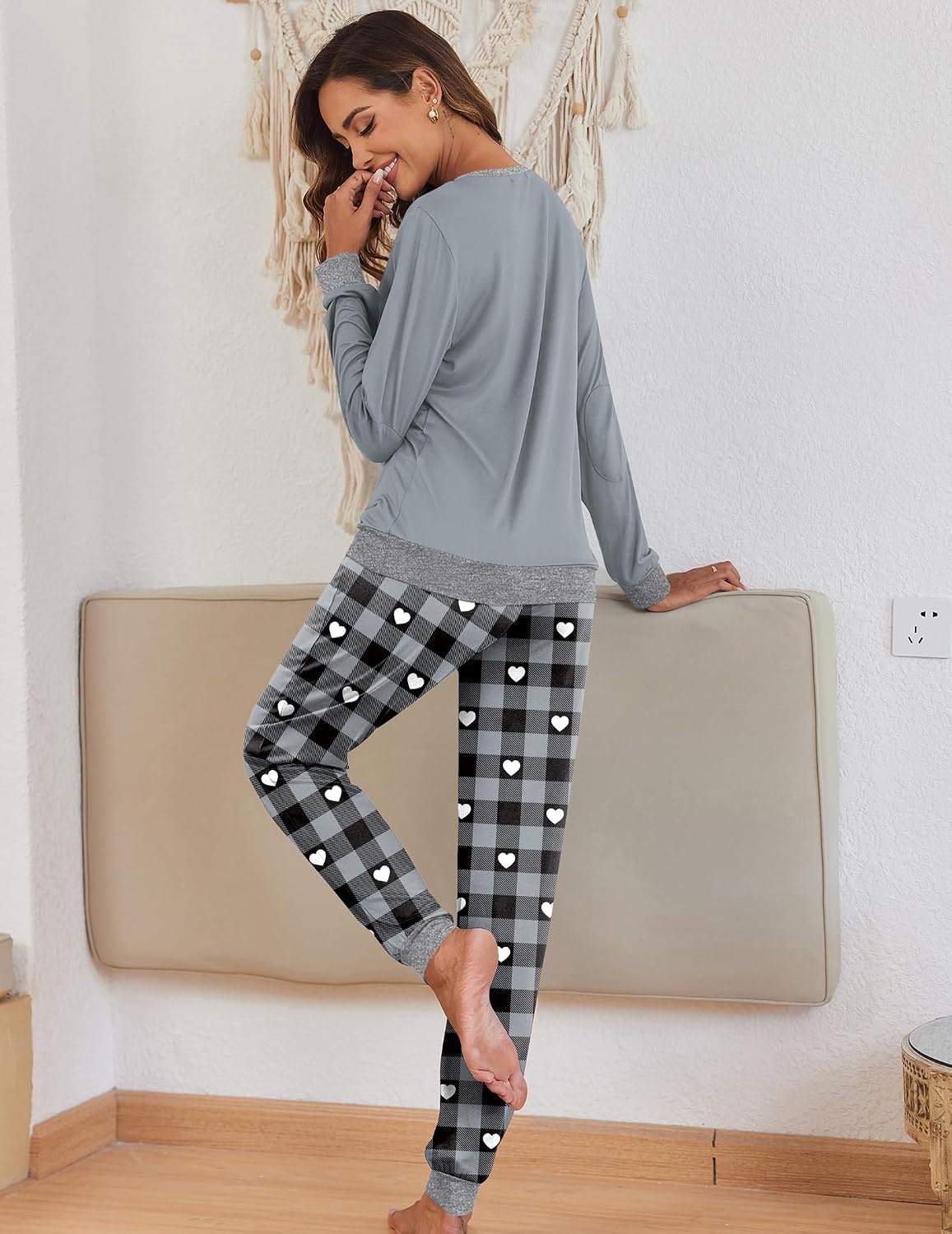 image:imageEkouaer Pajamas for Women Comfy Long Sleeve Jogger Set Lounge Pjs SetGrey Contrast Plaid