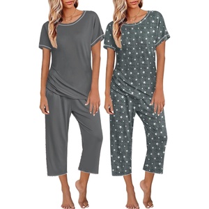 Ekouaer 2 Pack Womens Pajamas Sets Short Sleeve Tops and Capri Pants Pjs(Deep Grey，stars)