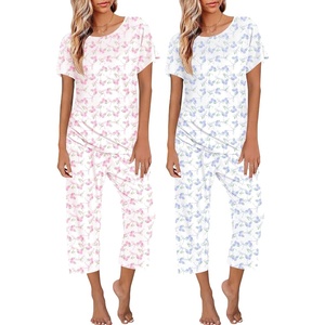 Ekouaer 2 Pack Womens Pajamas Sets Short Sleeve Tops and Capri Pants Pjs(Hydrangeas)
