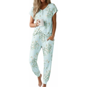 Ekouaer Viscose from Bamboo Women’s Pajama Sets Super Soft Short Sleeve Button Top and Pants Pj Sleepwear Sets S-XXL(Daisy Bouquet)