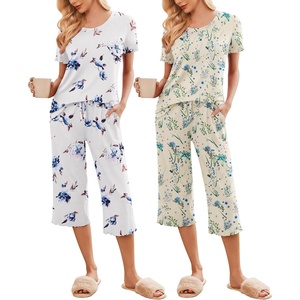 Ekouaer 2 Pack: Women’s Pajamas Set Short Sleeve Sleepwear Capri Pants Pjs Soft Loungewear with Pockets(Blue Flower/Yellow Floral)