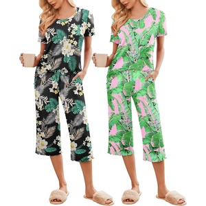 Ekouaer 2 Pack: Women’s Pajamas Set Short Sleeve Sleepwear Capri Pants Pjs Soft Loungewear with Pockets(Flower/Green Leaf)