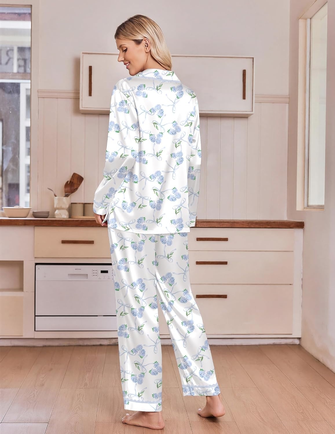 image:imageEkouaer Satin Pajamas for Women Set 2 Piece Silk Pjs Long Sleeve Lounge SetBlue Floral Bows