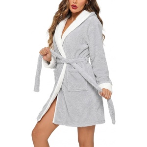 Ekouaer Women’s Hooded Bathrobe Short Fleece Robe Soft Luxury Sleepwear(B Light Grey)